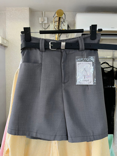 Women Deep Pocket Short With Belt